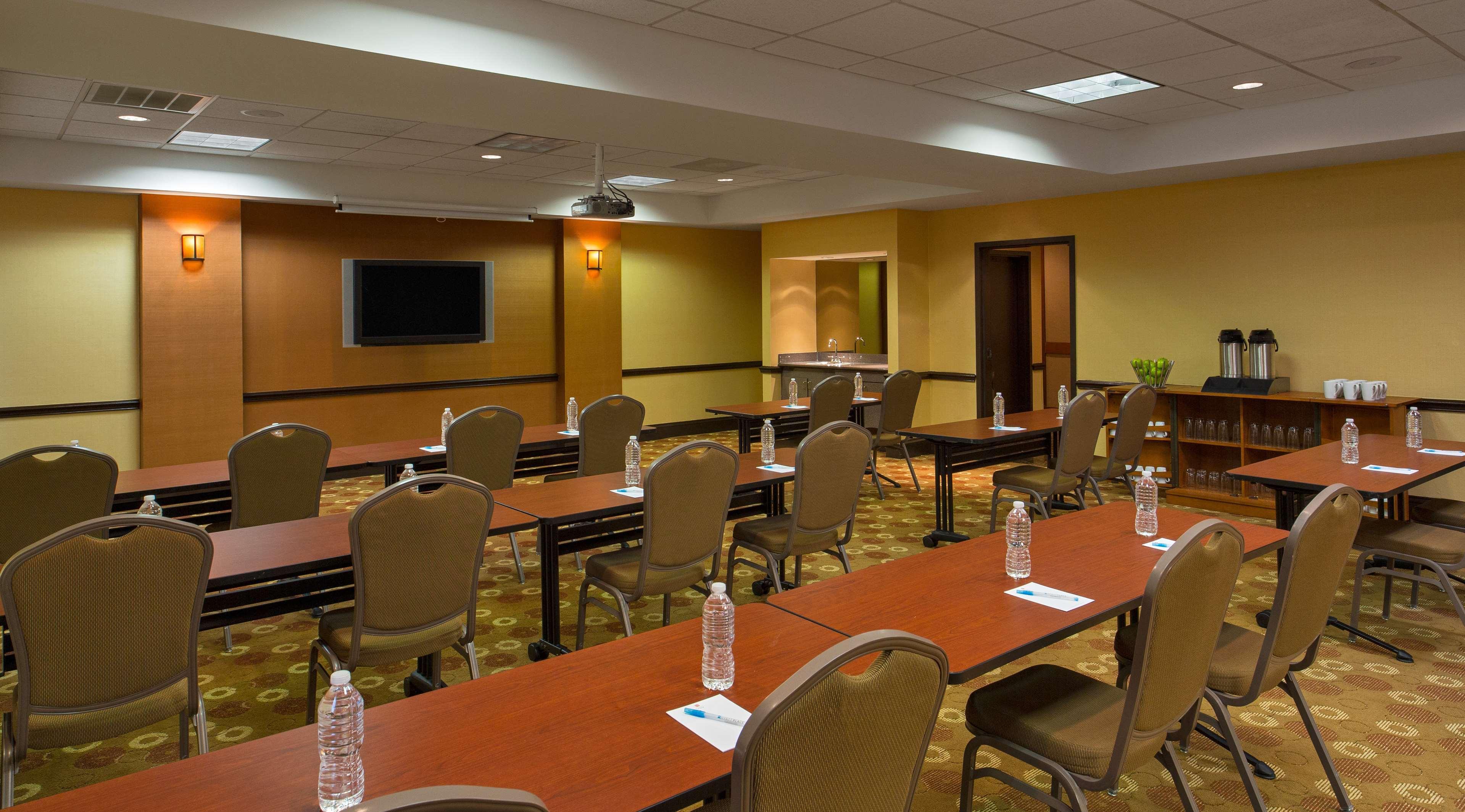 Hyatt Place Indianapolis Airport Exteriér fotografie